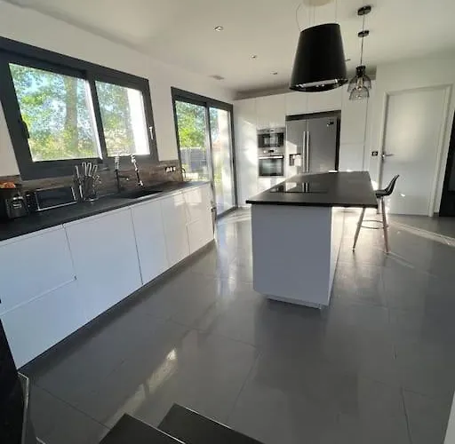 빌라 Villa Marcheprime 마르슈프림