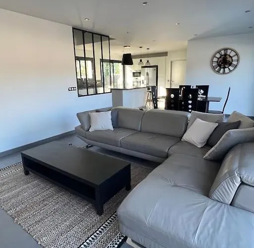 Villa Marcheprime 마르슈프림