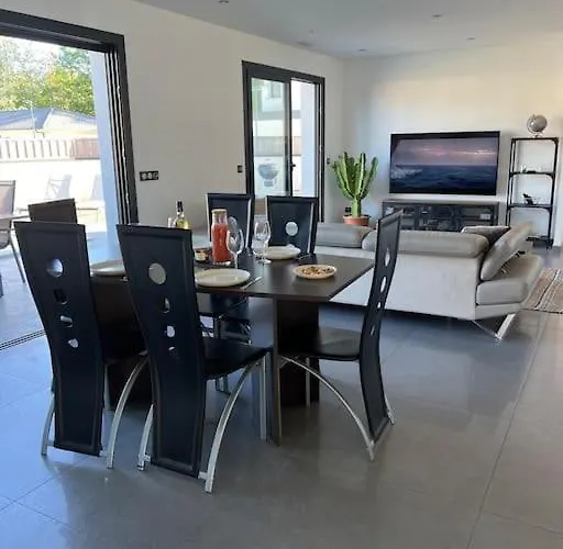 Villa Marcheprime 빌라 *